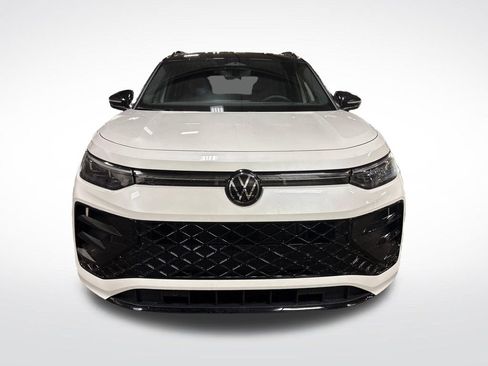 New 2026 Volkswagen Tiguan SE R-Line AWD/4WD image 8