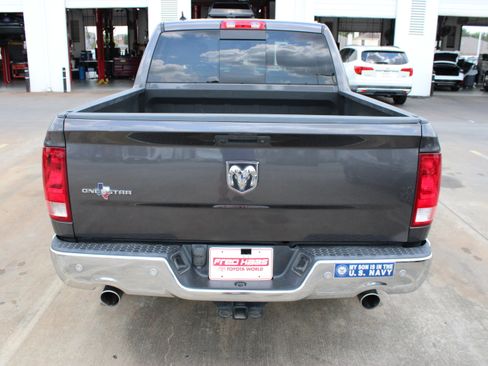Used 2016 RAM 1500 Lone Star RWD image 9
