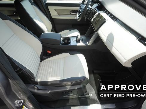 Used 2025 Land Rover Discovery Sport Dynamic SE AWD/4WD image 23