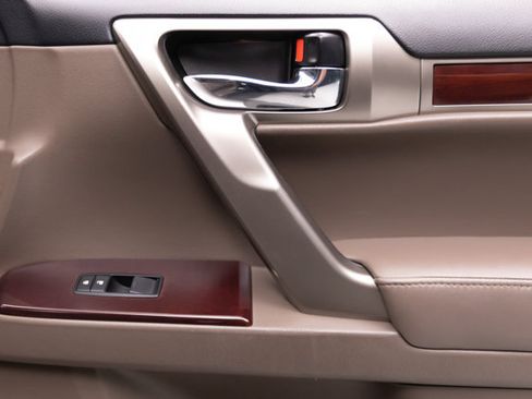 Used 2019 Lexus GX 460 Premium AWD/4WD image 49