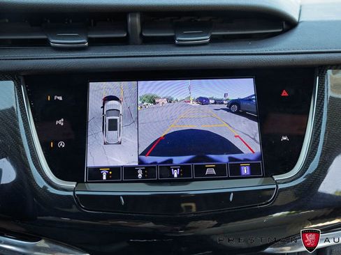 Used 2022 Cadillac XT6 Sport w/ Technology Package AWD/4WD image 34