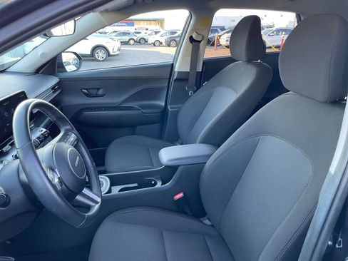 Used 2025 Hyundai Kona SEL image 36