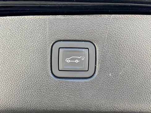 Used 2025 Chevrolet Blazer LT w/ Convenience Package image 31