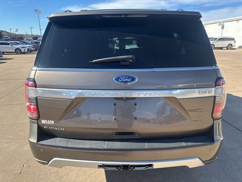 Used 2019 Ford Expedition Max Platinum image 4
