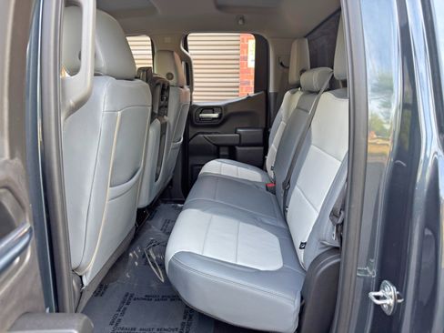 Used 2019 Chevrolet Silverado 1500 Custom Trail Boss w/ Custom Convenience Package AWD/4WD image 33