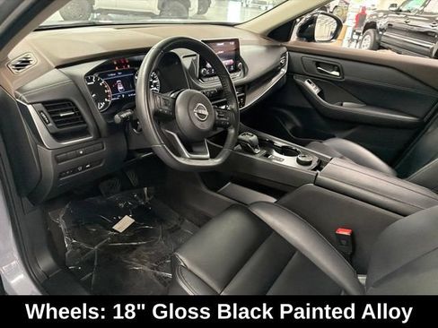 Used 2023 Nissan Rogue SV w/ SV Premium B Package AWD/4WD image 16
