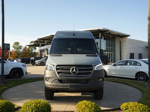 New 2026 Mercedes-Benz Sprinter 2500 image 2