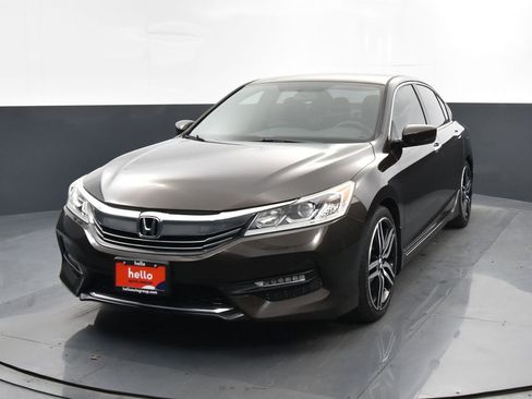 Used 2016 Honda Accord Sport image 5