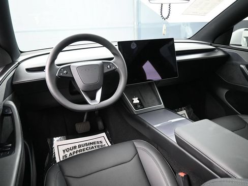 Used 2026 Tesla Model Y Long Range AWD/4WD image 23