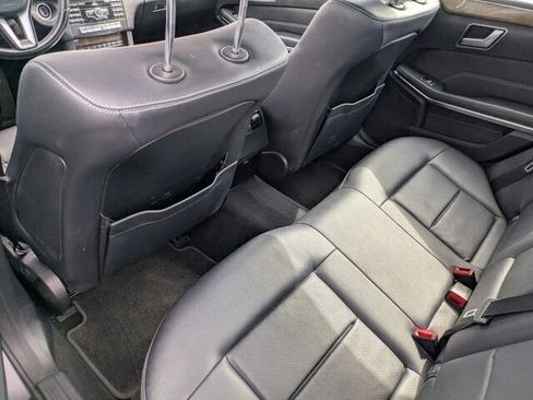 Used 2014 Mercedes-Benz E 350 Sedan image 17