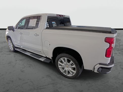 Certified 2023 Chevrolet Silverado 1500 High Country w/ High Country Premium Package AWD/4WD image 2