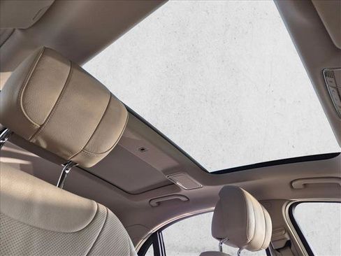 Used 2015 Mercedes-Benz S 550 Sedan image 20