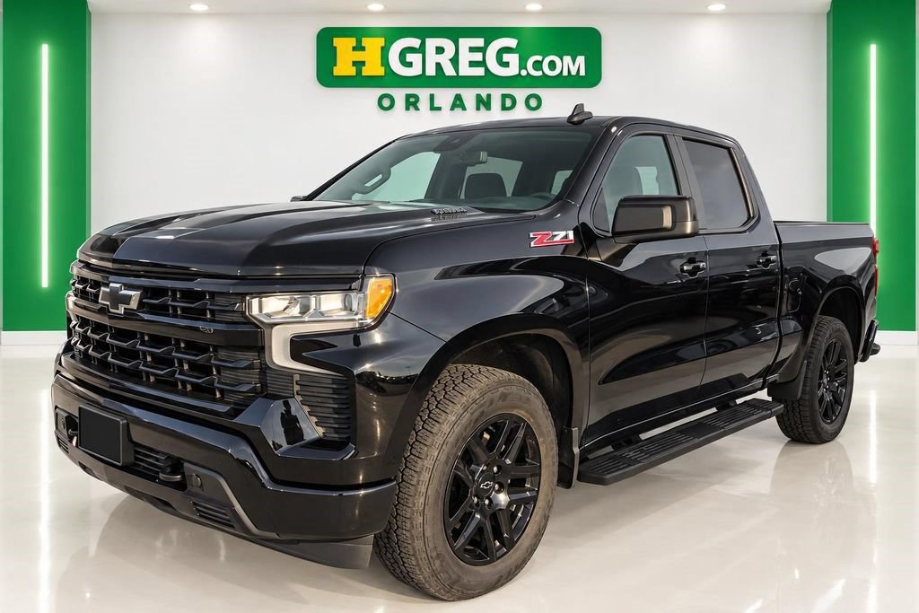 Used 2024 Chevrolet Silverado 1500 RST w/ Z71 Off-Road Package AWD/4WD image 4