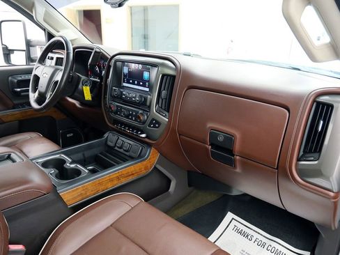 Used 2015 Chevrolet Silverado 3500 High Country w/ Duramax Plus Package AWD/4WD image 17