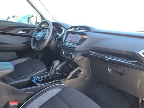 Used 2023 Chevrolet TrailBlazer LT w/ Convenience Package image 17