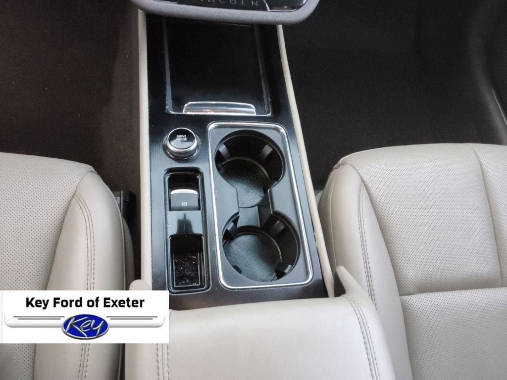 Used 2022 Lincoln Corsair AWD w/ Equipment Group 101A image 36