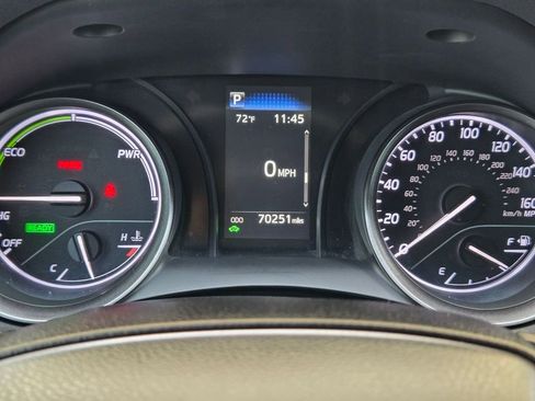 Used 2022 Toyota Camry SE image 23