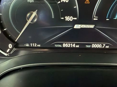 Used 2018 BMW 530e xDrive image 18