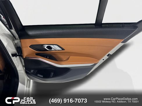 Used 2021 BMW 330i Sedan w/ Premium Package RWD image 28