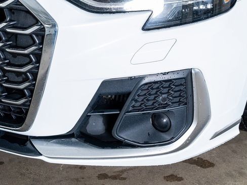 Used 2023 Audi S8 image 14