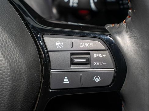 Certified 2024 Honda HR-V Sport image 32