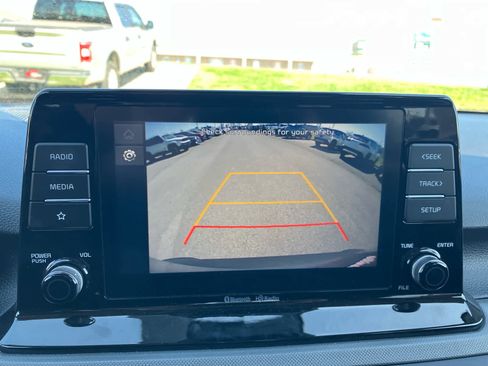 Used 2023 Kia Seltos LX image 18