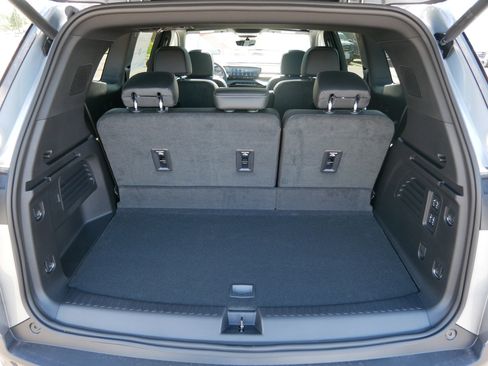 New 2026 Buick Enclave Preferred w/ Power Package image 5