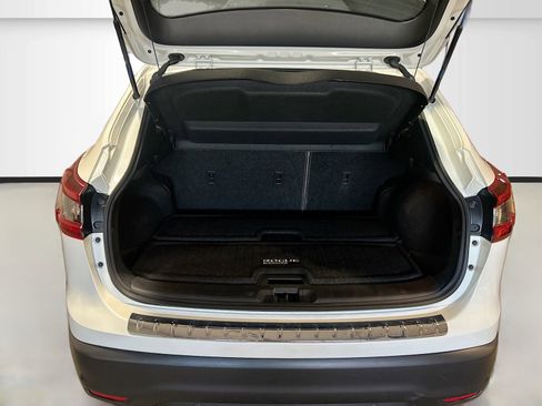 Used 2022 Nissan Rogue Sport SL image 26