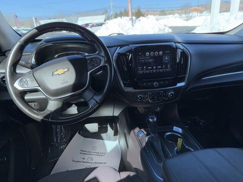 Used 2018 Chevrolet Traverse LT image 7