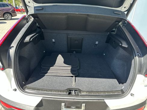 Used 2023 Volvo C40 P8 Recharge Plus w/ Climate Package AWD/4WD image 34