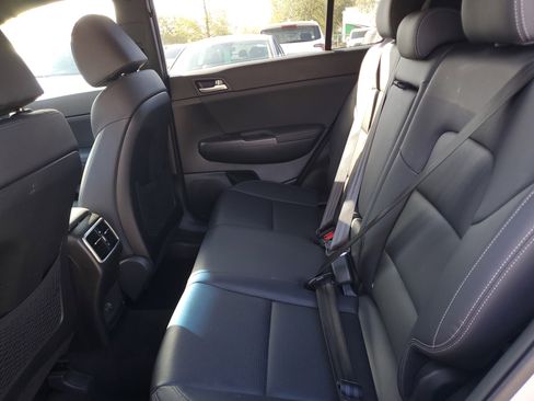 Certified 2020 Kia Sportage S image 11