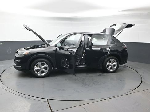 Certified 2023 Honda HR-V LX image 42