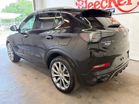 Used 2024 Buick Encore GX Avenir w/ Avenir Convenience Package FWD image 10