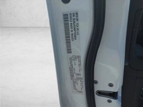 Used 2023 Jeep Compass Trailhawk w/ Trailhawk Elite Group image 18