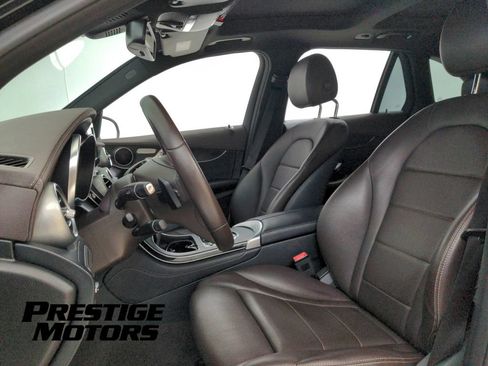 Used 2018 Mercedes-Benz GLC 300 4MATIC image 14