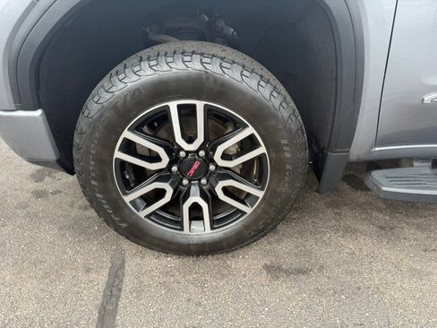 Used 2021 GMC Sierra 1500 AT4 image 3