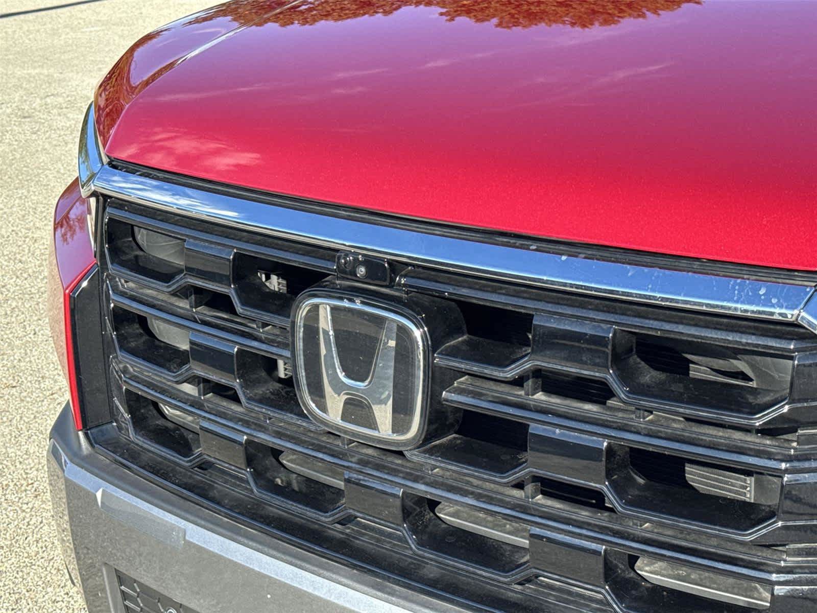 Used 2026 Honda Pilot image 10