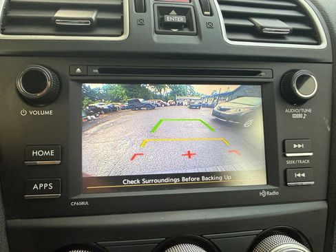 Used 2017 Subaru Forester 2.5i AWD/4WD image 17