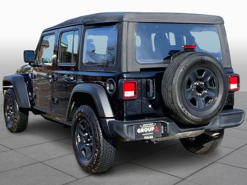 Used 2021 Jeep Wrangler Unlimited Sport image 11