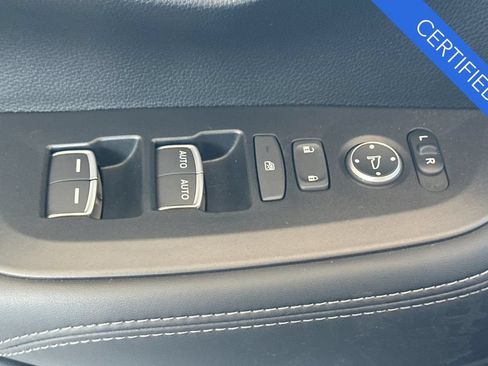 Certified 2026 Honda HR-V EX-L image 12