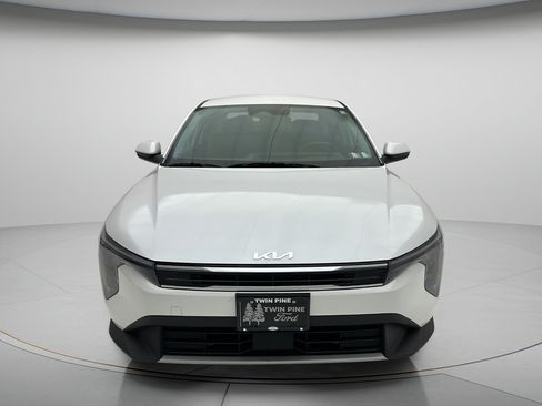 Used 2025 Kia K4 EX FWD image 2