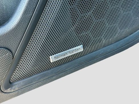 Used 2022 Subaru Outback Limited image 19