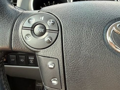 Used 2013 Toyota Sequoia Platinum RWD image 26