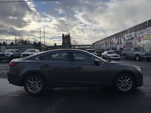 Used 2017 MAZDA MAZDA6 Sport image 8