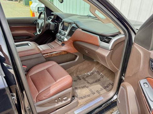 Used 2015 Chevrolet Tahoe LTZ AWD/4WD image 23