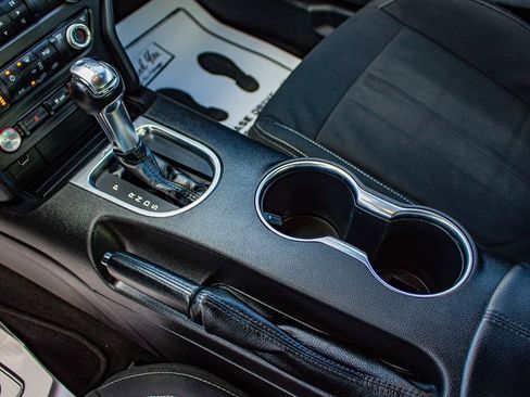 Used 2019 Ford Mustang GT image 27