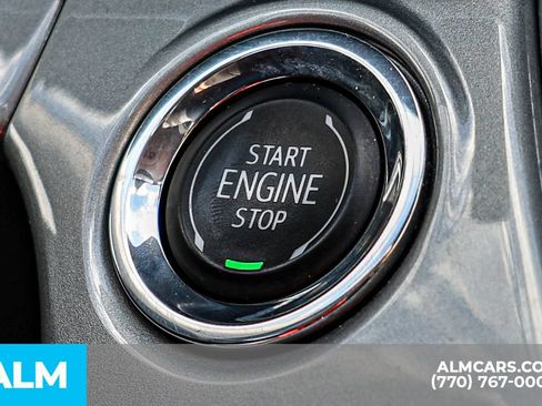 Used 2025 Chevrolet Trax LT FWD image 41