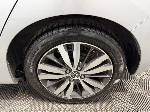Used 2016 Honda Fit EX image 20
