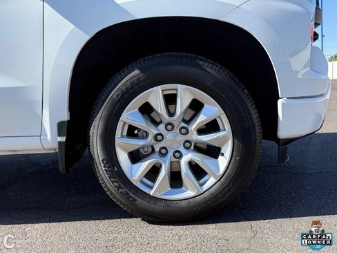 Used 2024 Chevrolet Silverado 1500 Custom AWD/4WD image 8