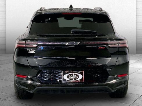 Used 2024 Chevrolet Equinox EV RS FWD image 3